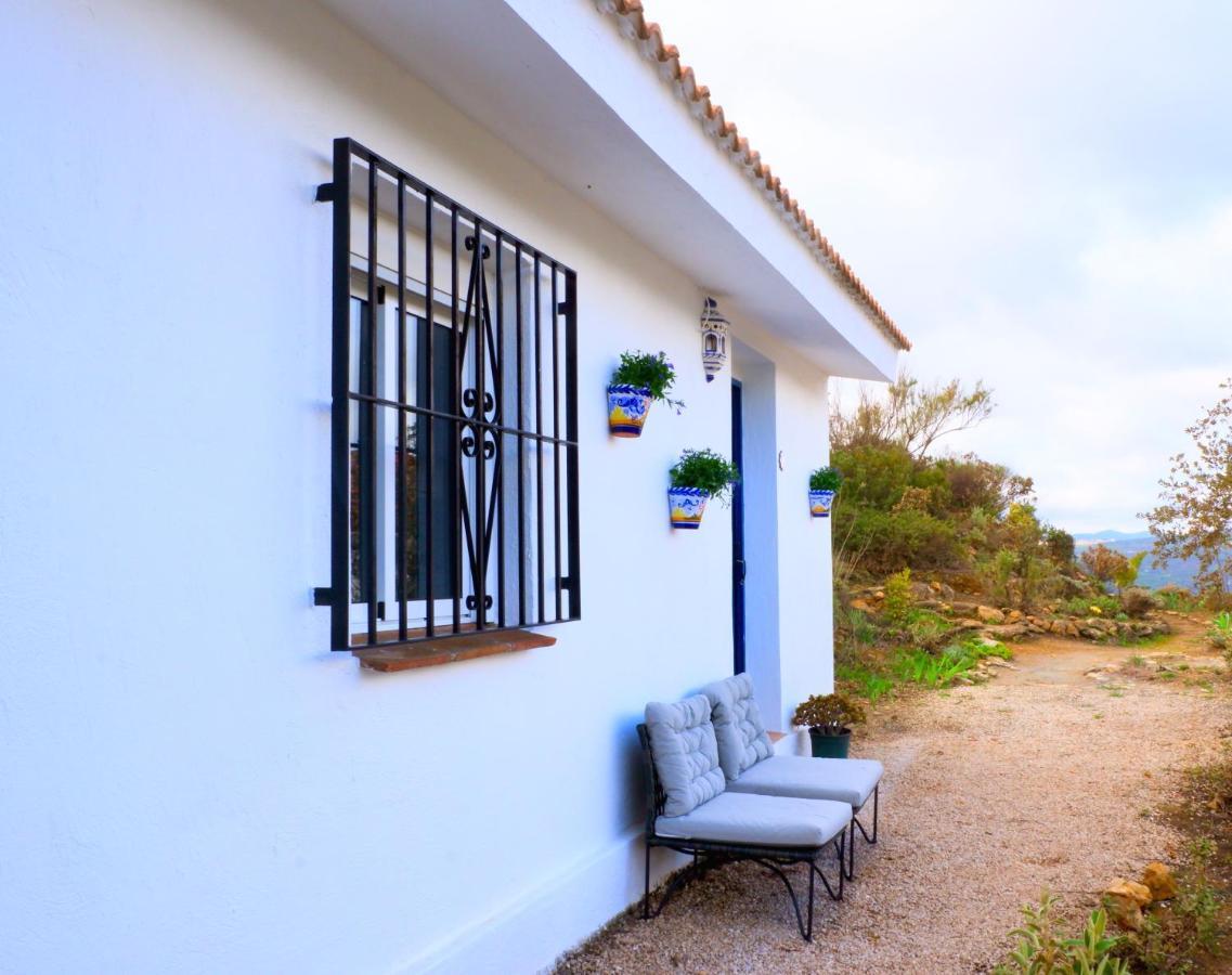 Bed and Breakfast Cortijo Sylvestre Riogordo Екстер'єр фото